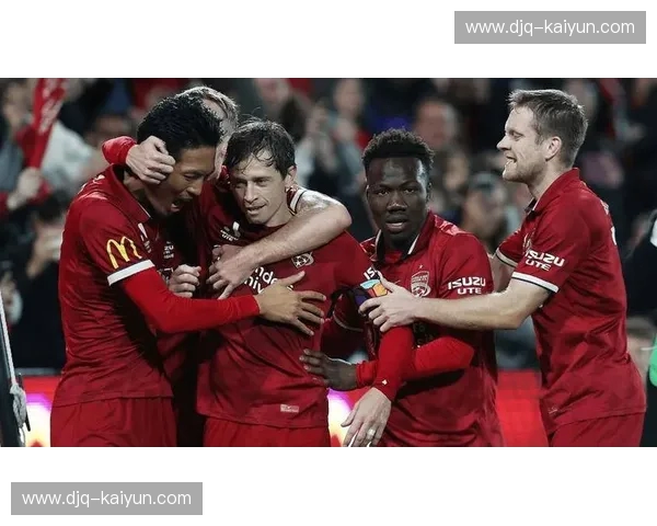 绿茵场上的冰与火之歌：拜仁的铁血王权vs达姆的绝地求生